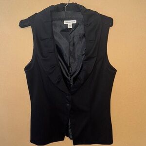 Coldwater Creek size 8 Women's Black Sleeveless Ruffle collar, Tuxedo style vest